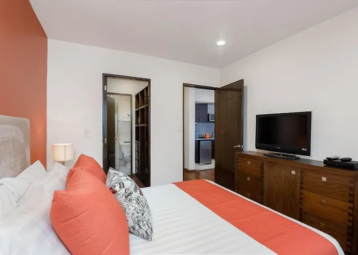 Copernico Polanco Anzures Inn *